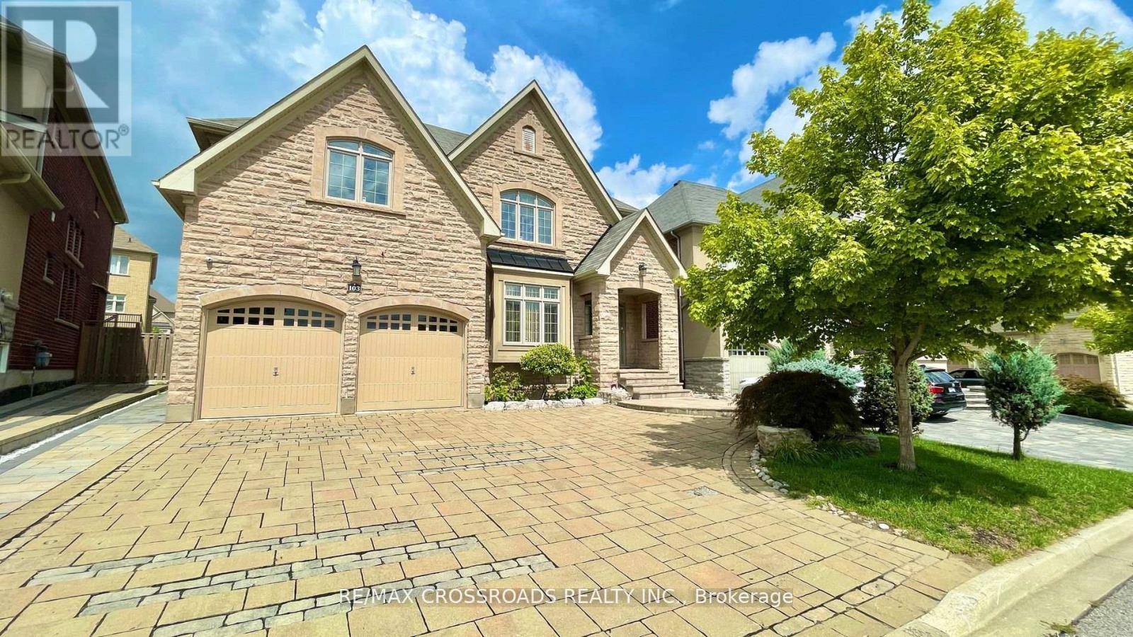 Markham (angus Glen), ON L6C0K1,103 GLENGORDON CRESCENT