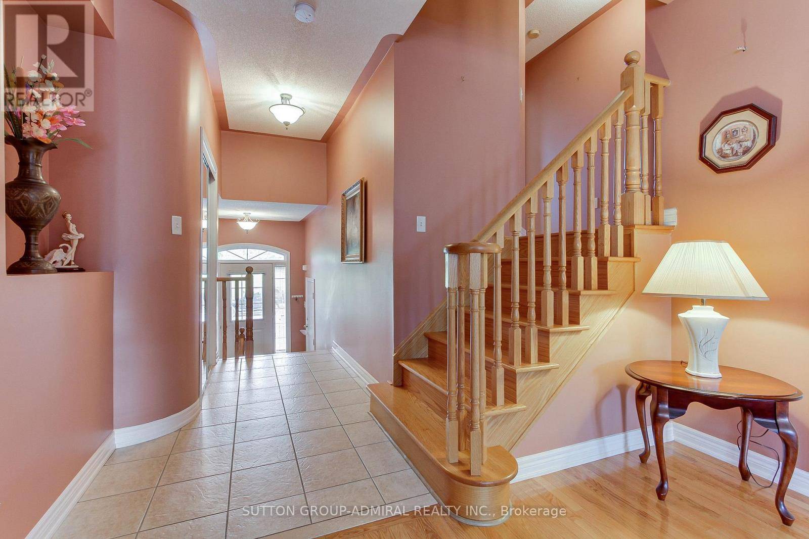 Vaughan (east Woodbridge), ON L4L9P5,90 GUERY CRESCENT