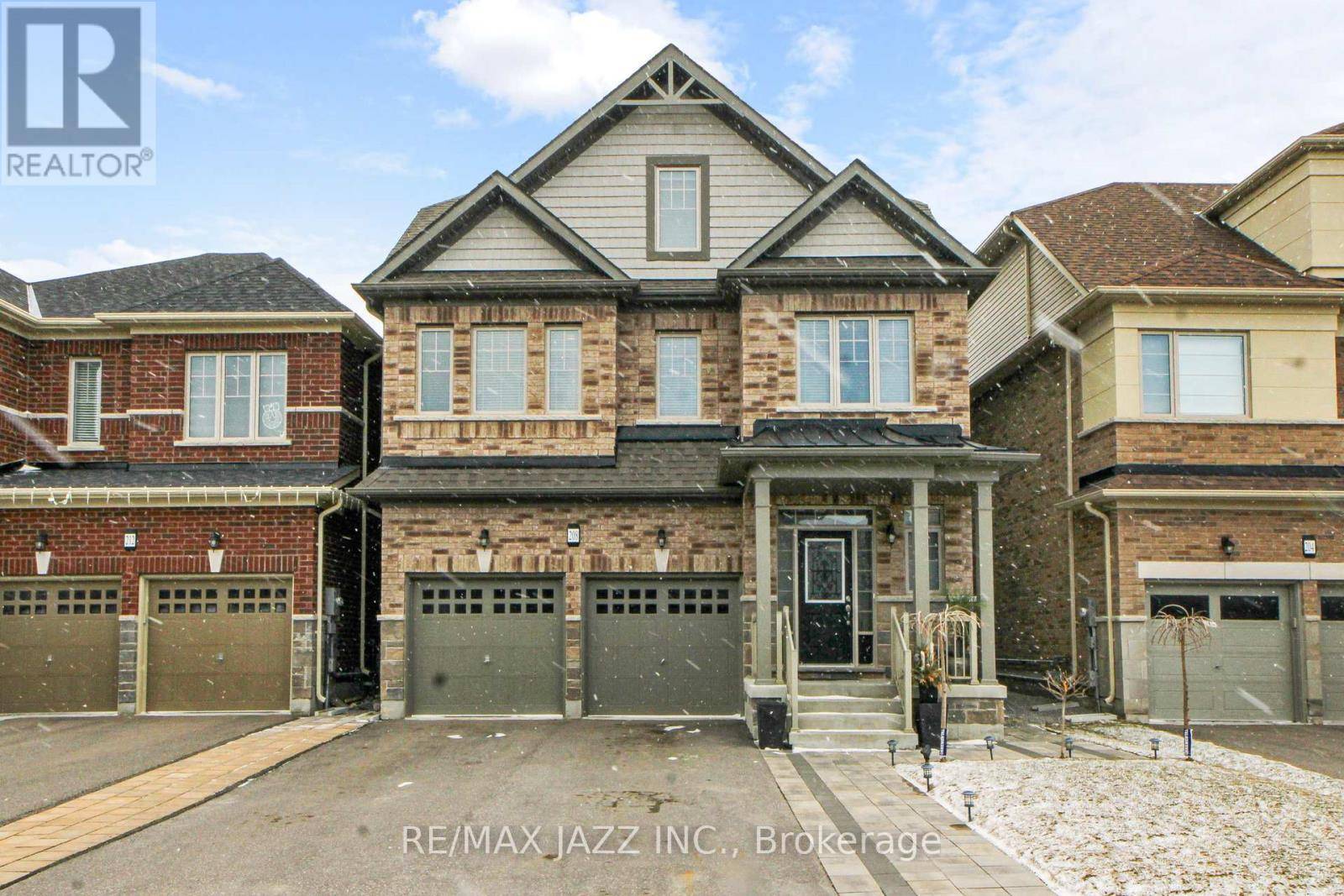East Gwillimbury (queensville), ON L9N0Y9,208 FREDERICK PEARSON STREET