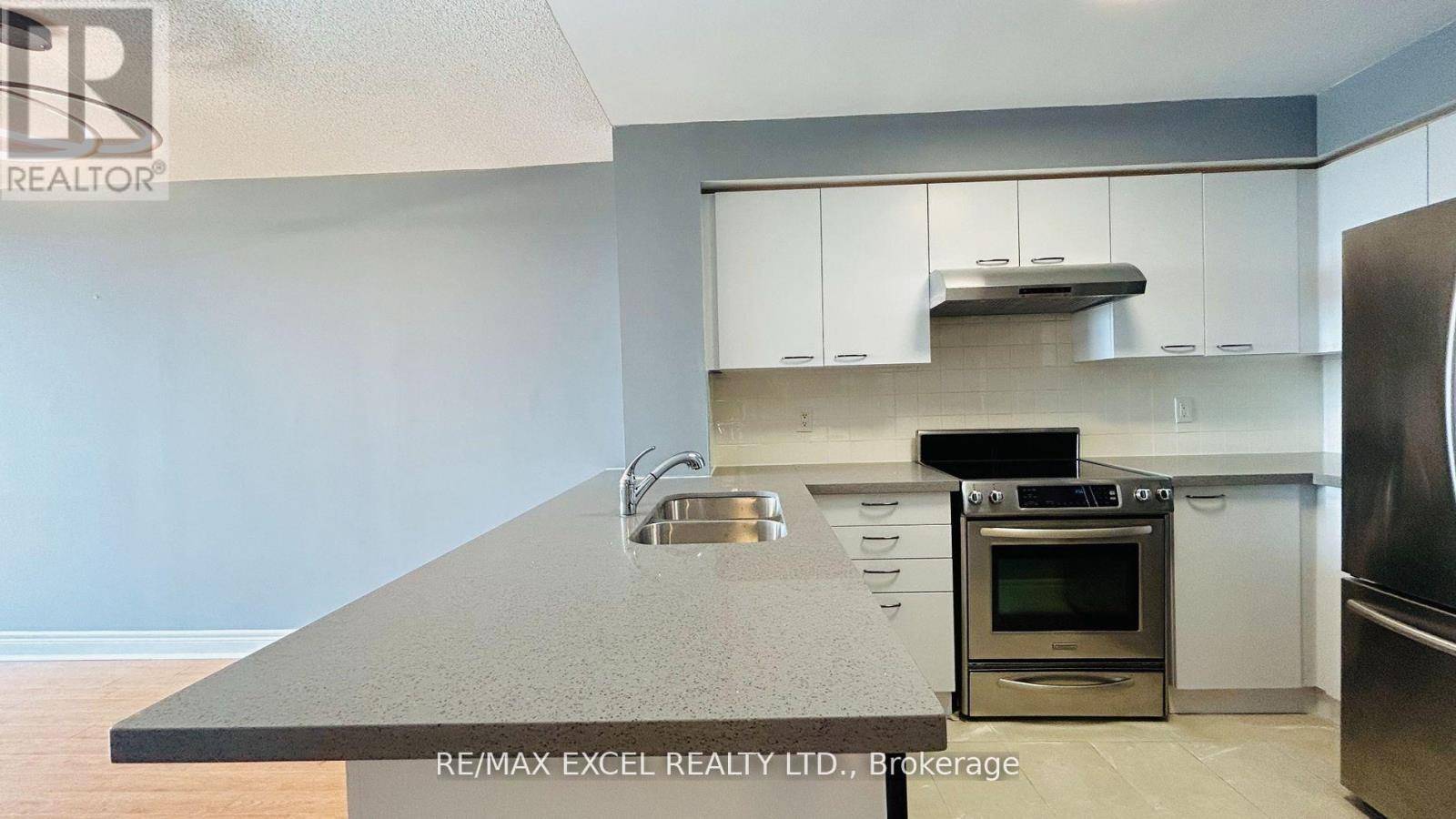 Markham (commerce Valley), ON L3T7Y5,48 Suncrest BLVD #807