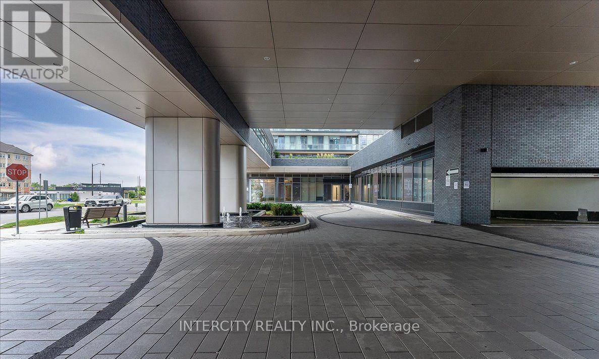 Vaughan (beverley Glen), ON L4J0A3,20 Gatineau DR #803