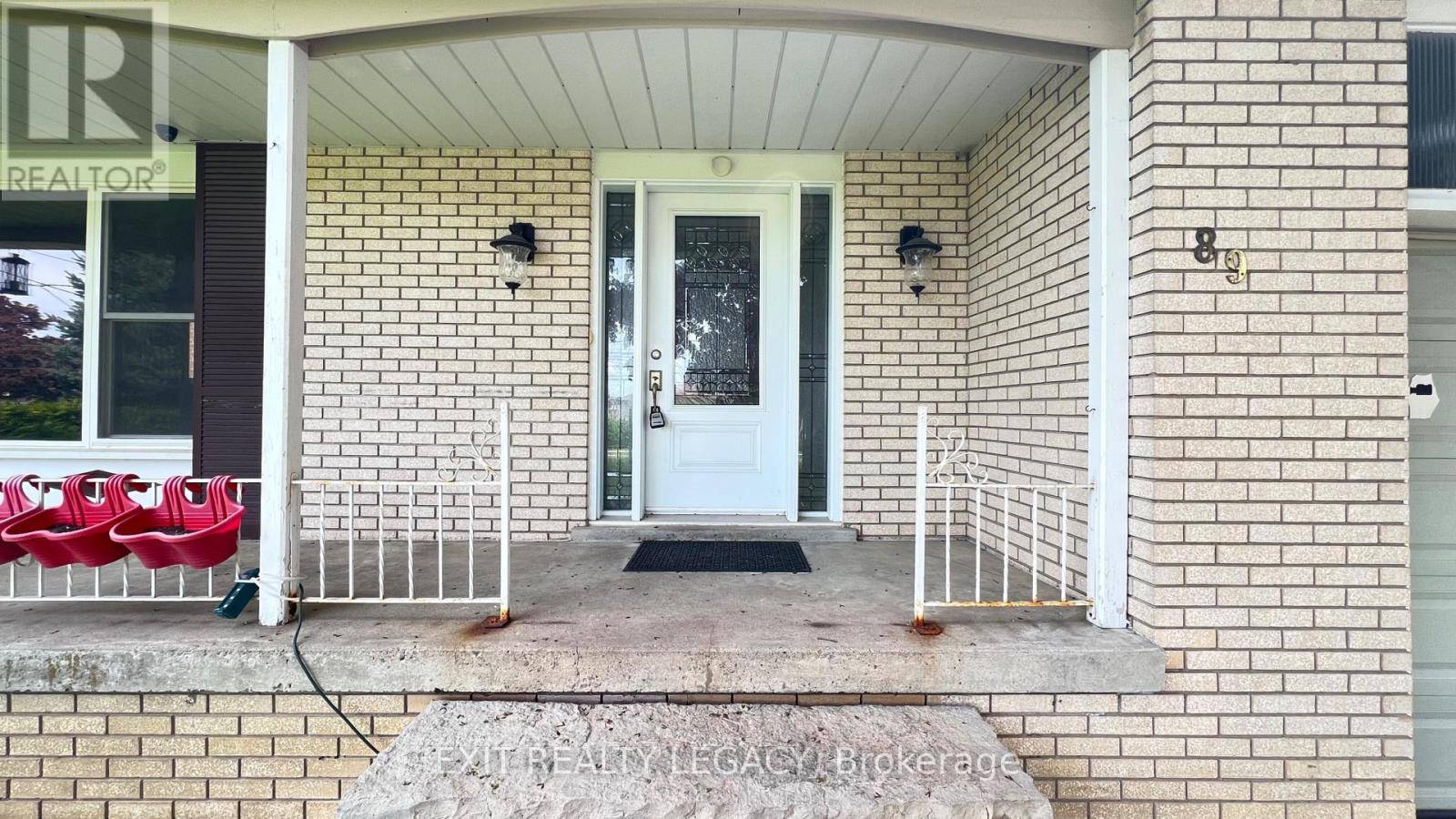 Richmond Hill (oak Ridges), ON L4E3K8,89 BOND CRESCENT