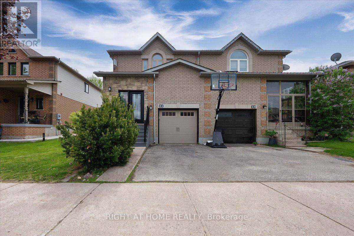 Bradford West Gwillimbury (bradford), ON L3Z3A6,21 BREEZE DRIVE