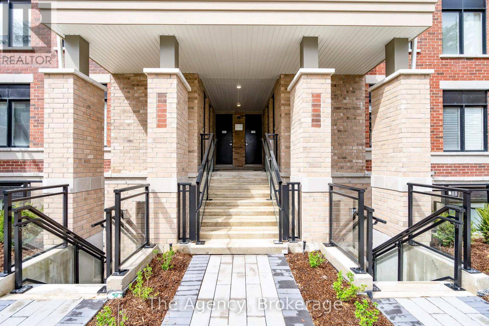 Richmond Hill (mill Pond), ON L4C3R5,60 Arnold CRES #2404