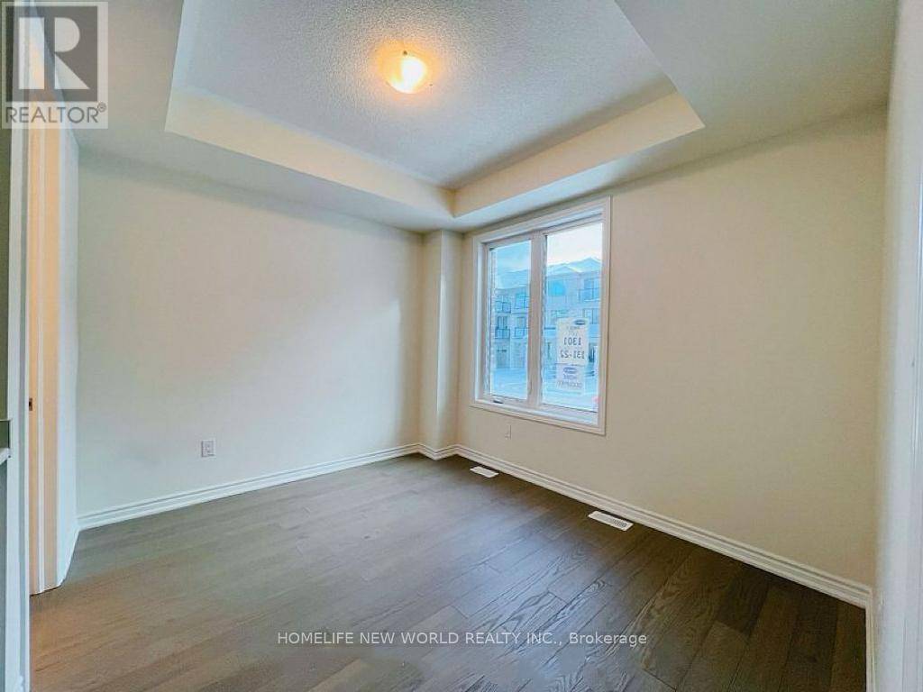 Markham (victoria Square), ON L6C3L2,103 THOMAS FRISBY JR. CRESCENT
