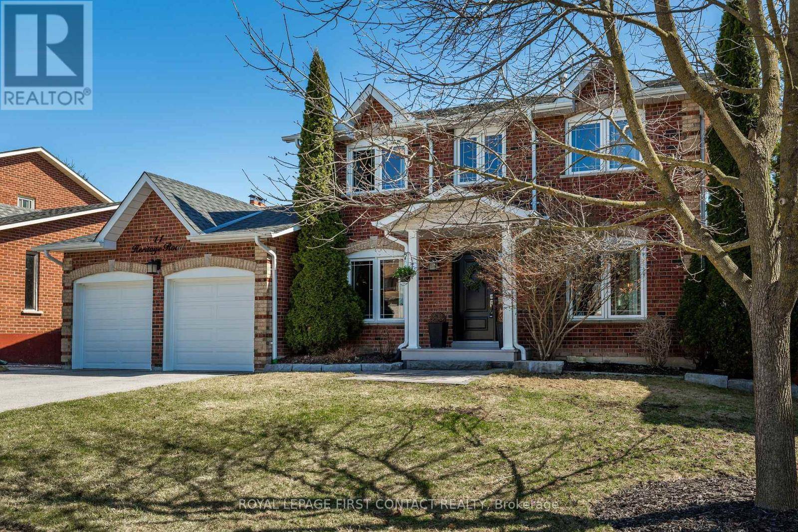 Innisfil (cookstown), ON L0L1L0,11 HERITAGE ROAD