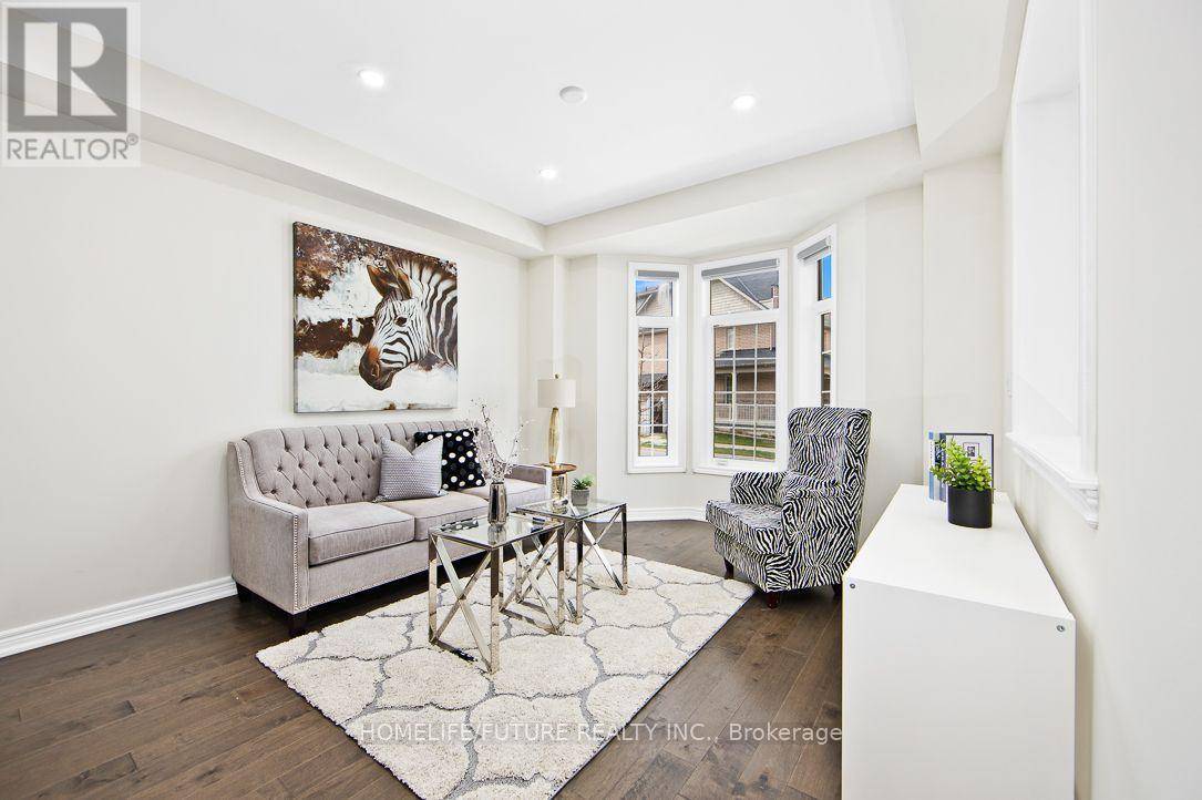 Markham (cornell), ON L6B0X9,35 GORDON LANDON DRIVE