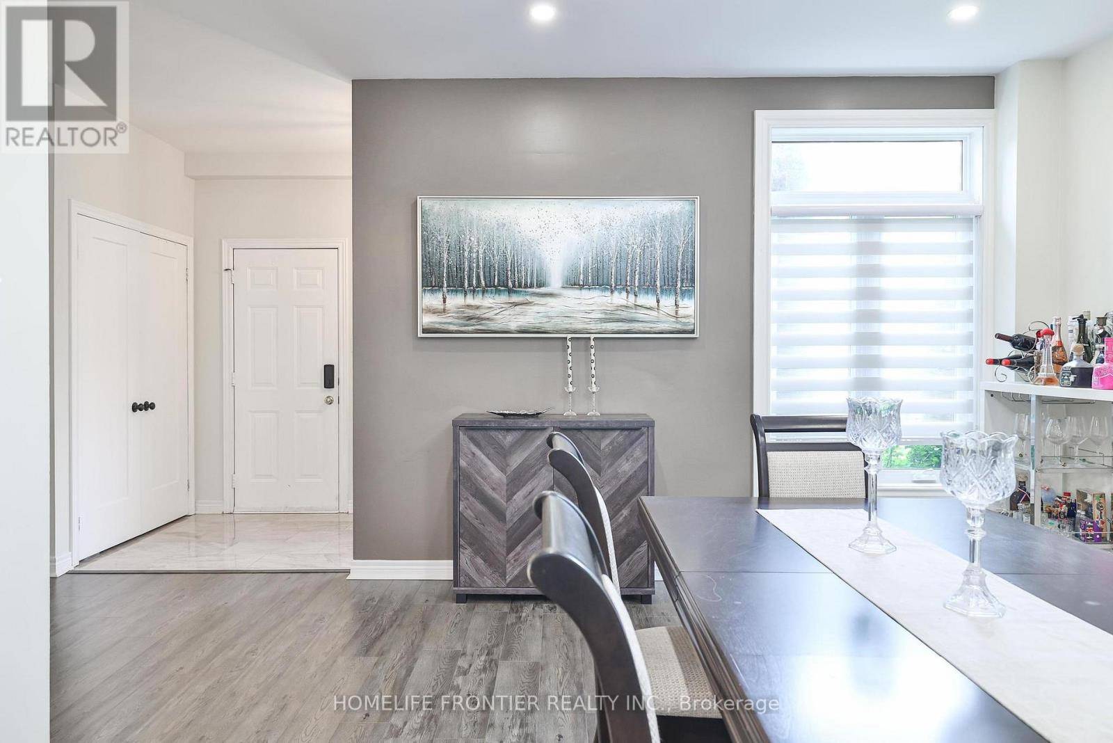 Richmond Hill (oak Ridges), ON L4E3T5,6 RAINTREE CRESCENT