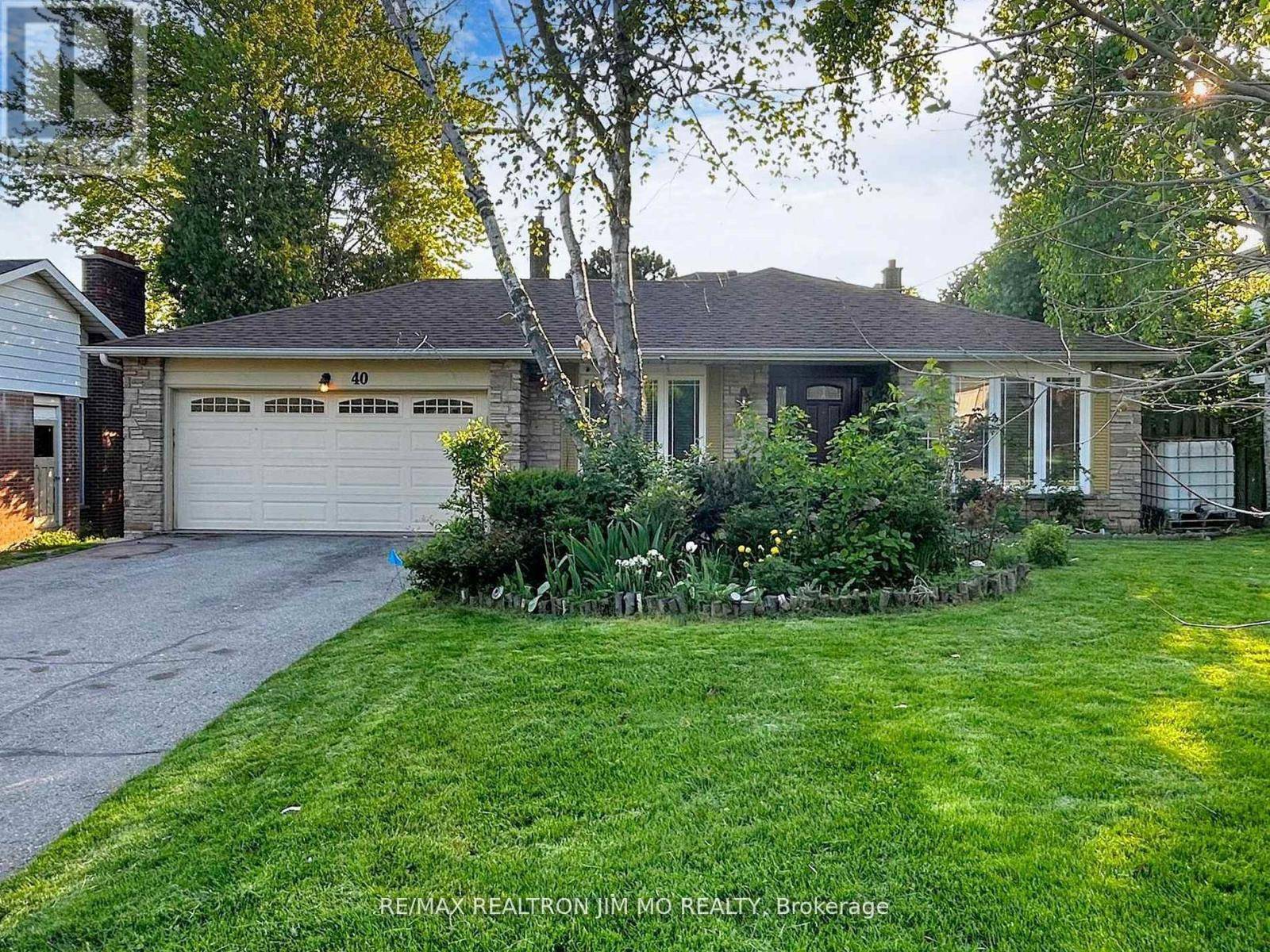 Markham (bullock), ON L3P1J2,40 Gladiator RD #Bsmt