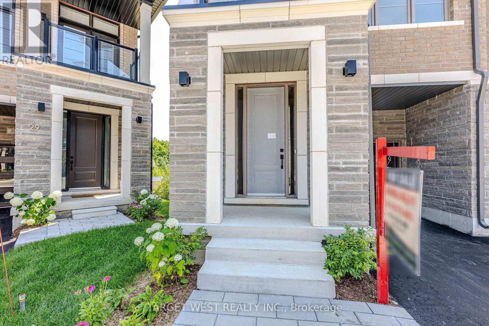 Vaughan (vellore Village), ON L4H5G4,23 ARCHAMBAULT WAY