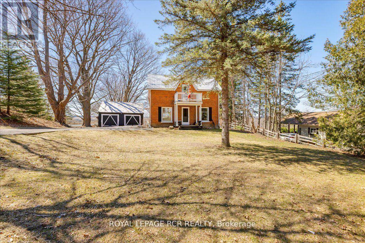 East Gwillimbury (mt Albert), ON L0G1M0,19052 CENTRE STREET