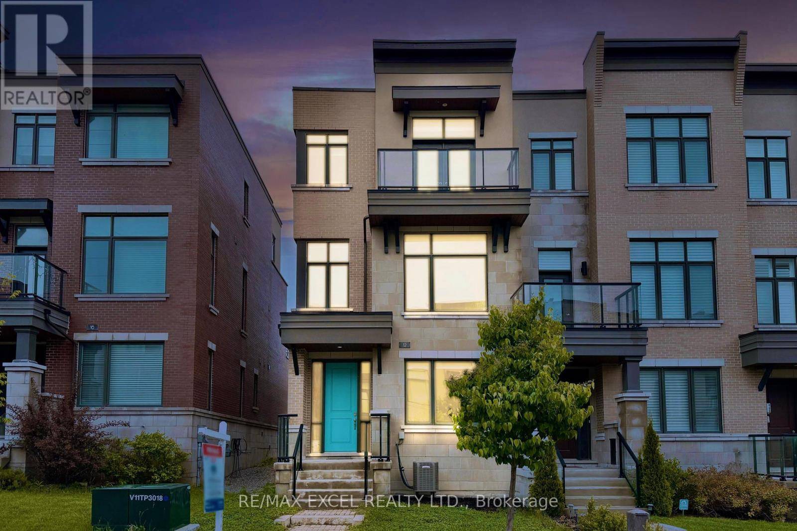 Vaughan (patterson), ON L6A4Z8,12 AYLIN CRESCENT