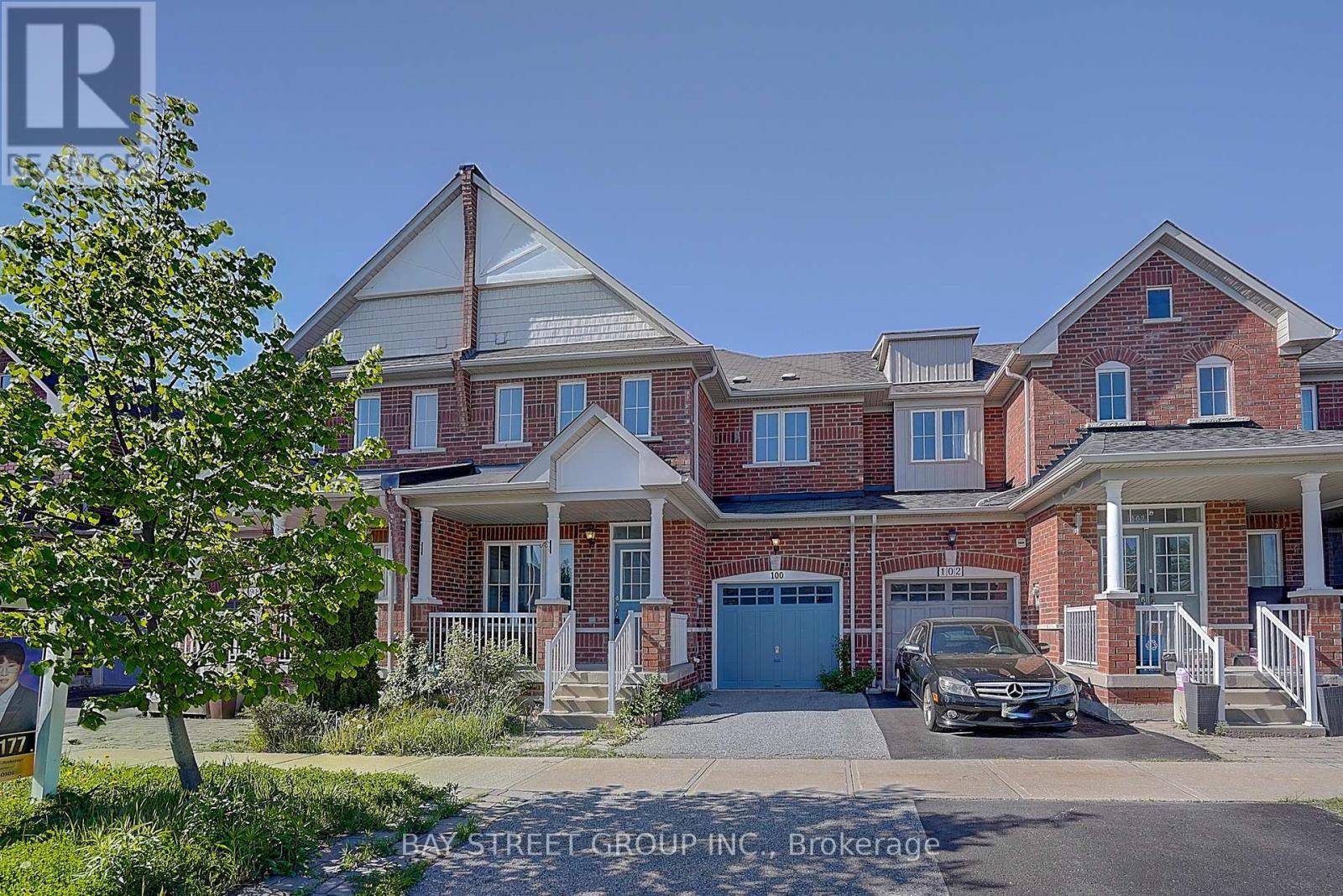 Richmond Hill (oak Ridges Lake Wilcox), ON L4E5A7,100 DOVETAIL DRIVE