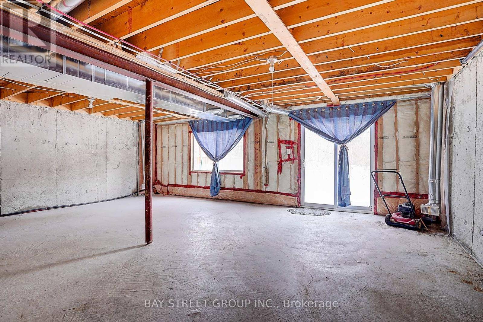 Richmond Hill (oak Ridges Lake Wilcox), ON L4E5A7,100 DOVETAIL DRIVE