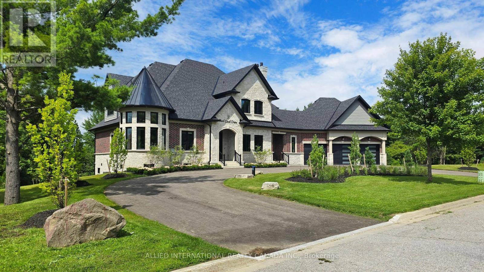Whitchurch-stouffville, ON L4A1L5,3 EARL COOK DRIVE