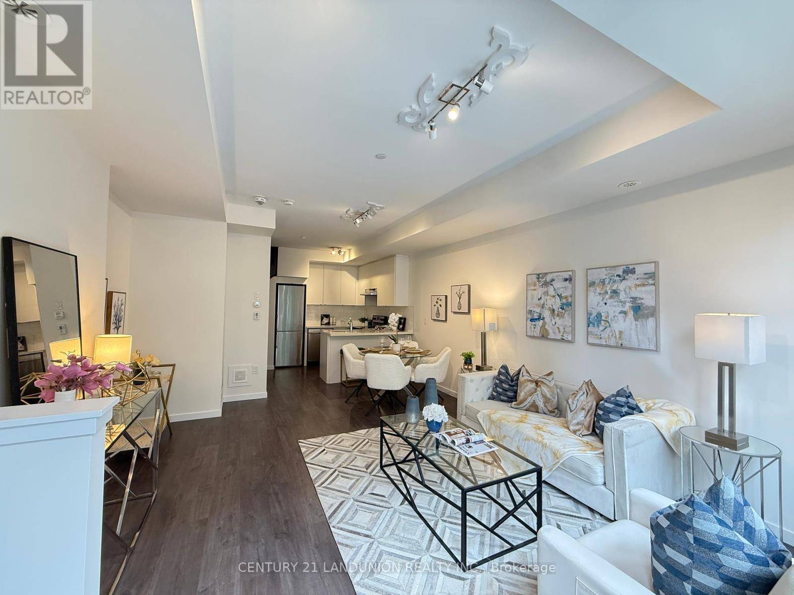 Aurora (aurora Village), ON L4G3G5,300 Alex Gardner CIR #57