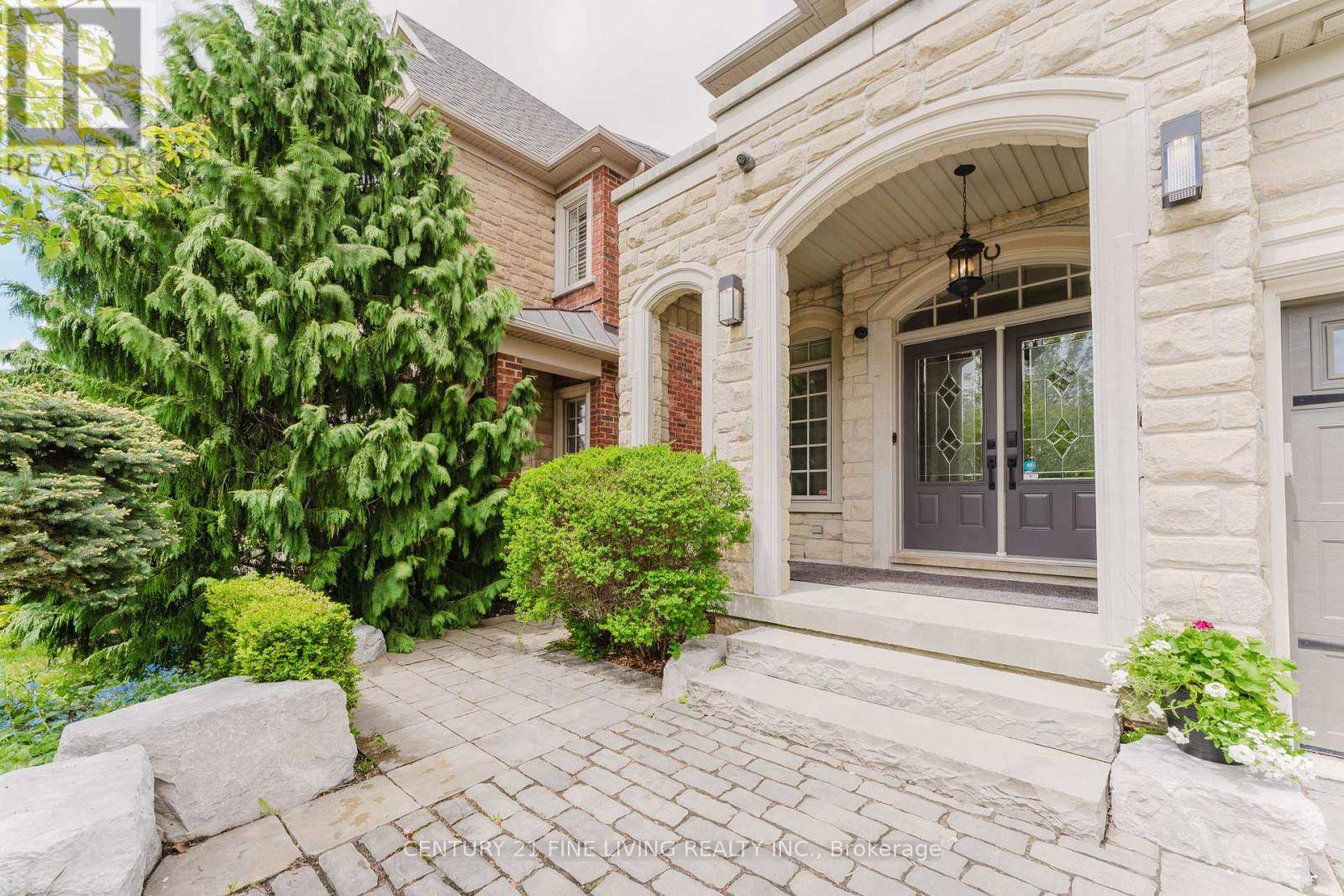 Vaughan (patterson), ON L6A4B9,96 WOLF CREEK CRESCENT