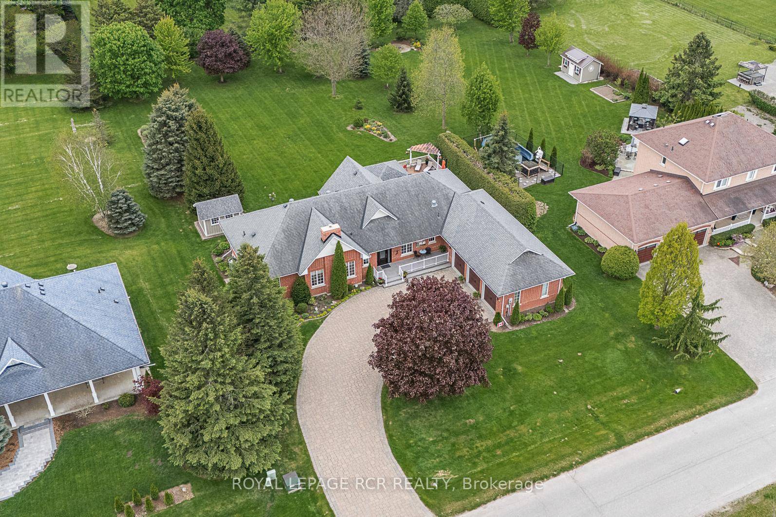 Whitchurch-stouffville (ballantrae), ON L4A3J2,45 MCMULLEN DRIVE