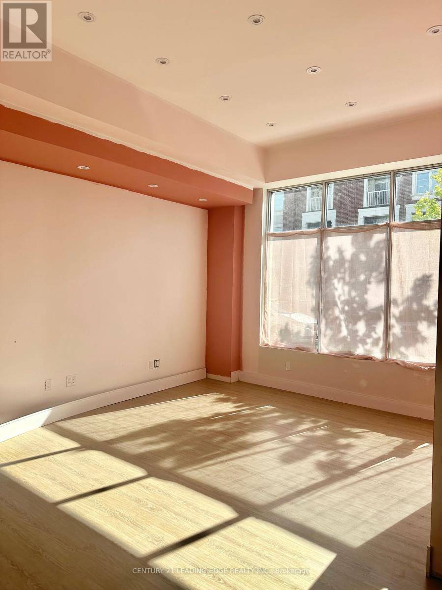 Markham (box Grove), ON L6B1N7,5 VILLA ADA DRIVE
