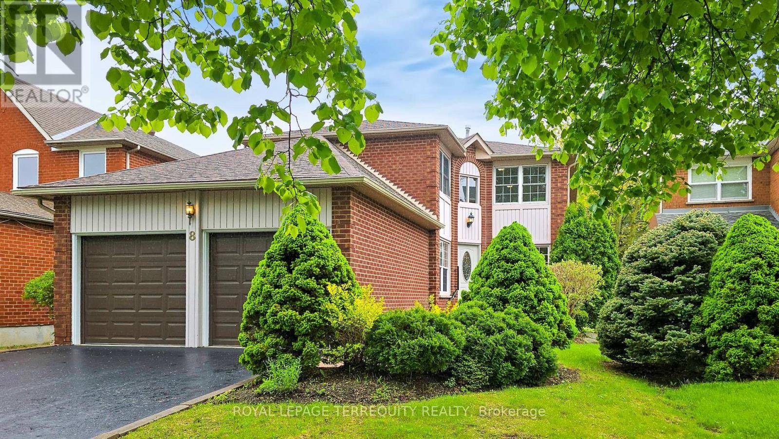 Markham (unionville), ON L3R6N4,8 COUPERTHWAITE CRESCENT