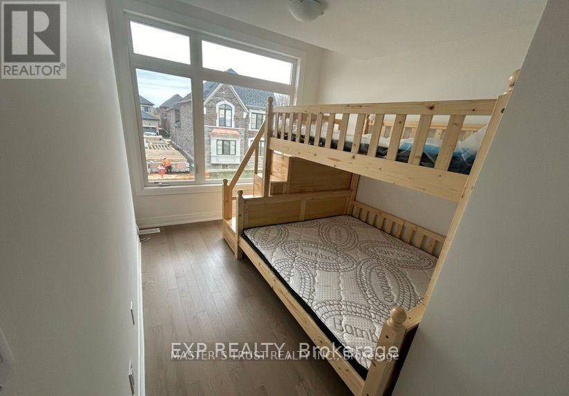 Markham (cornell), ON L6B1R8,21 Jack Carson DR #Room 2