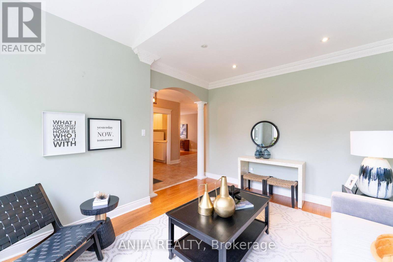 Markham (legacy), ON L3S4E7,8 COTTONTAIL AVENUE