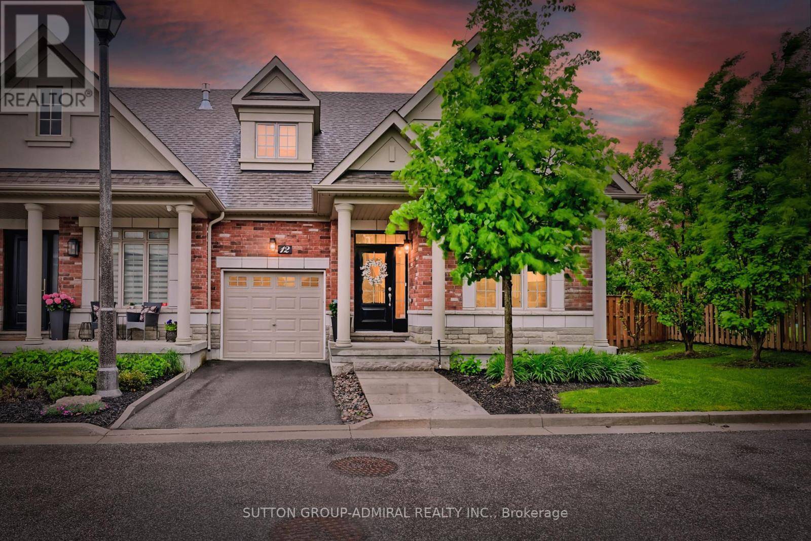 King (nobleton), ON L9G1N0,12 PETERSEN PLACE