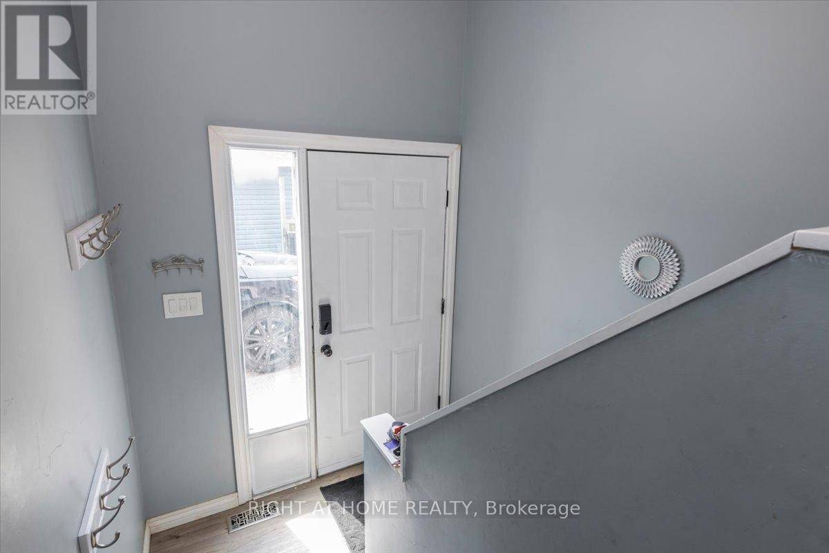 Georgina (keswick North), ON L4P1W1,70 METRO ROAD S