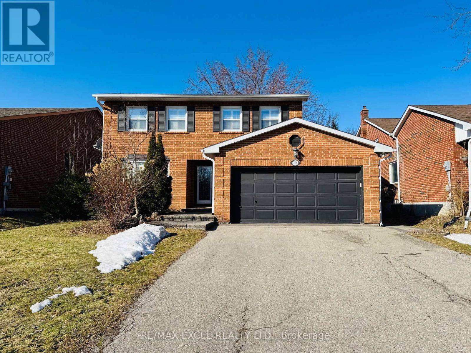 Newmarket (bristol-london), ON L3Y6B9,208 Harrison DR #Lower