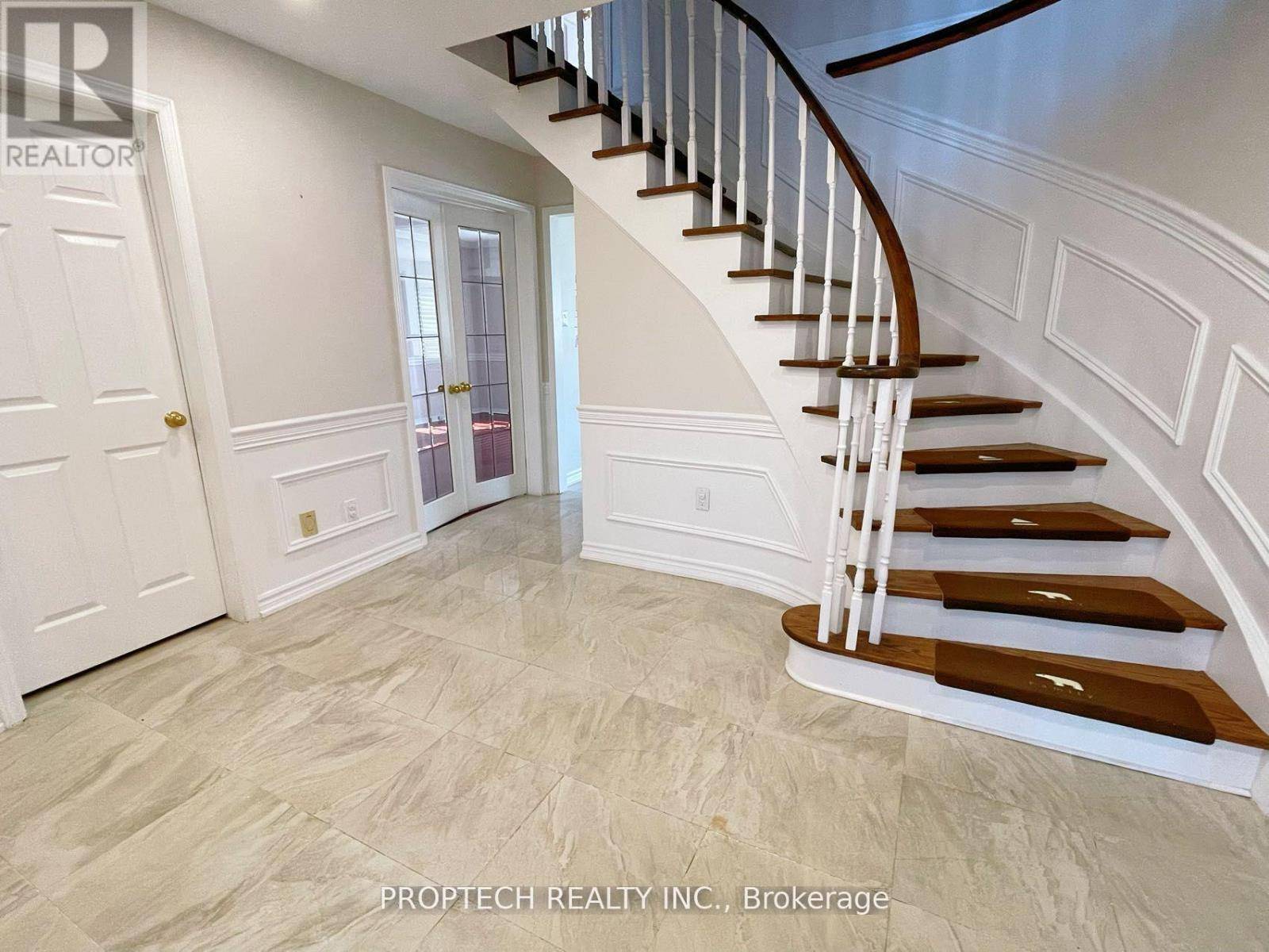 Richmond Hill (oak Ridges Lake Wilcox), ON L4E2L8,30 COATES CRESCENT