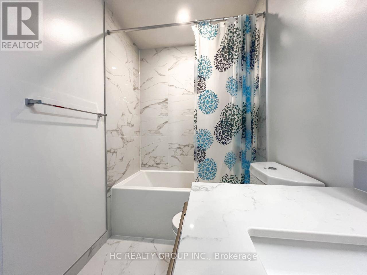Markham (unionville), ON L3R6L4,8 Water Walk DR #2710