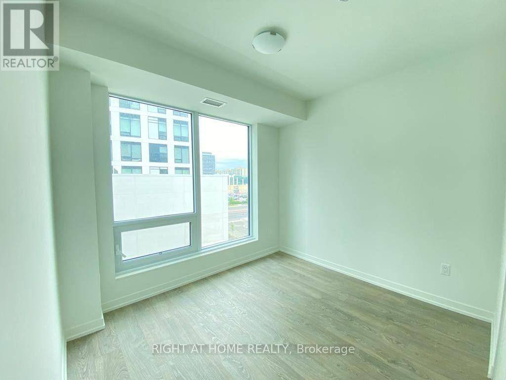 Richmond Hill (south Richvale), ON L4C5T6,3 Rosewater ST #510