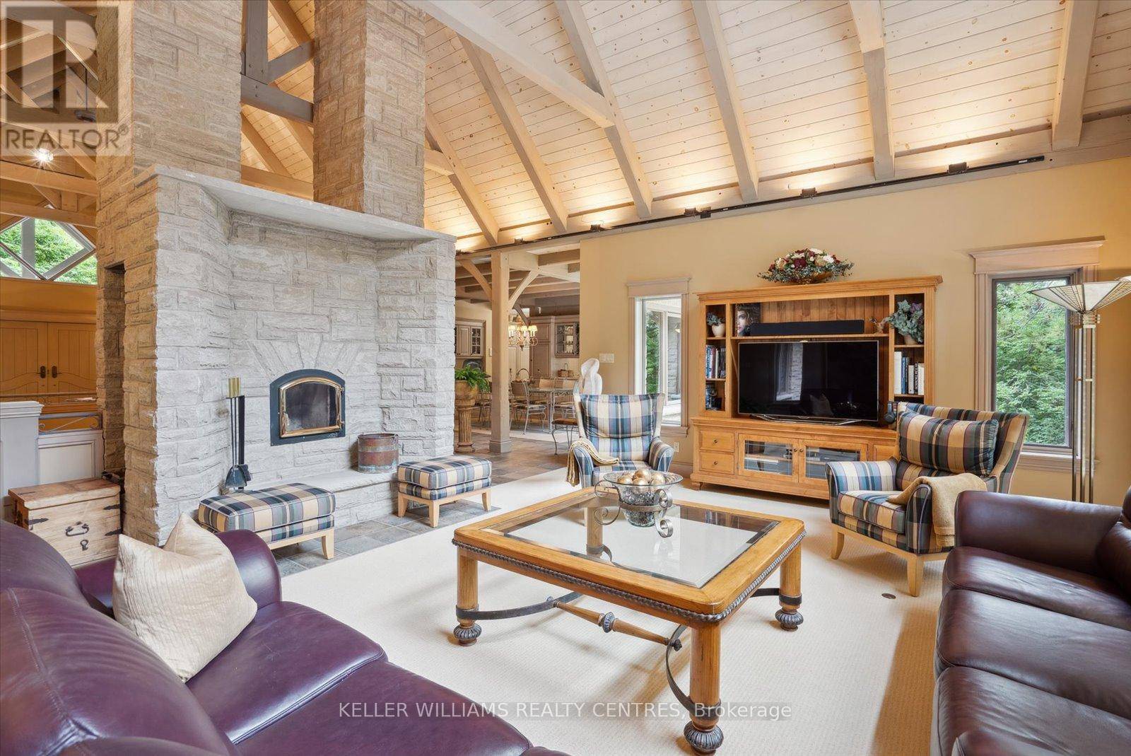 Richmond Hill, ON L4E3M8,6 COUNTRY HEIGHTS DRIVE