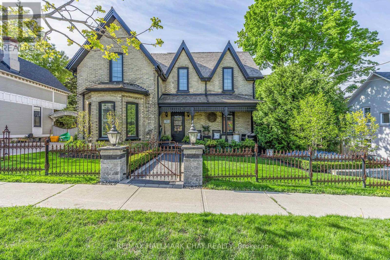 Aurora (aurora Village), ON L4G1K4,11 CATHERINE AVENUE