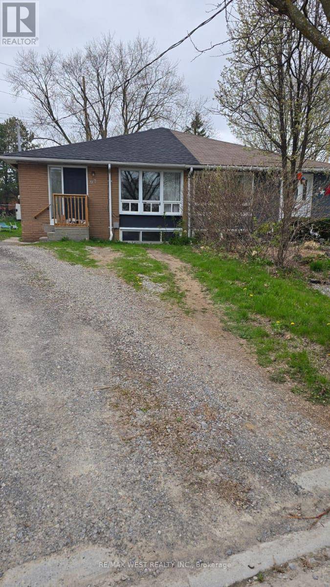 Newmarket (bristol-london), ON L3Y2W7,63 Marlin CT #Lower