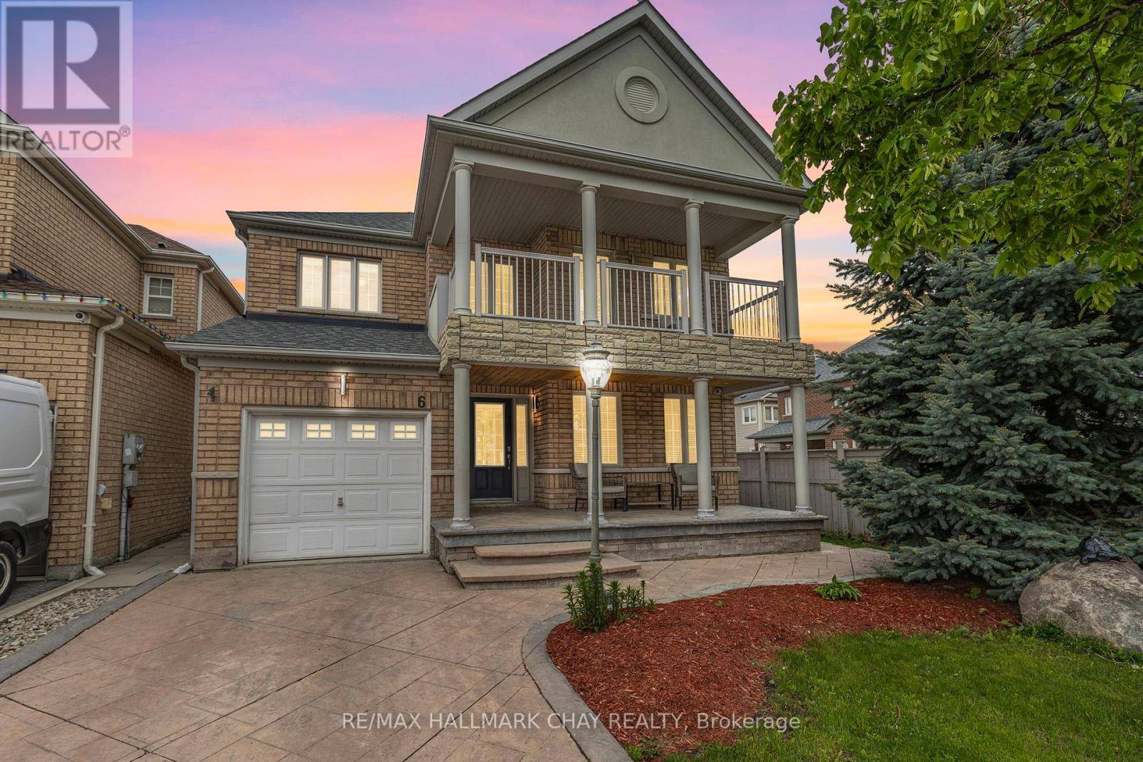 Bradford West Gwillimbury (bradford), ON L3Z0A3,6 BOOTH STREET