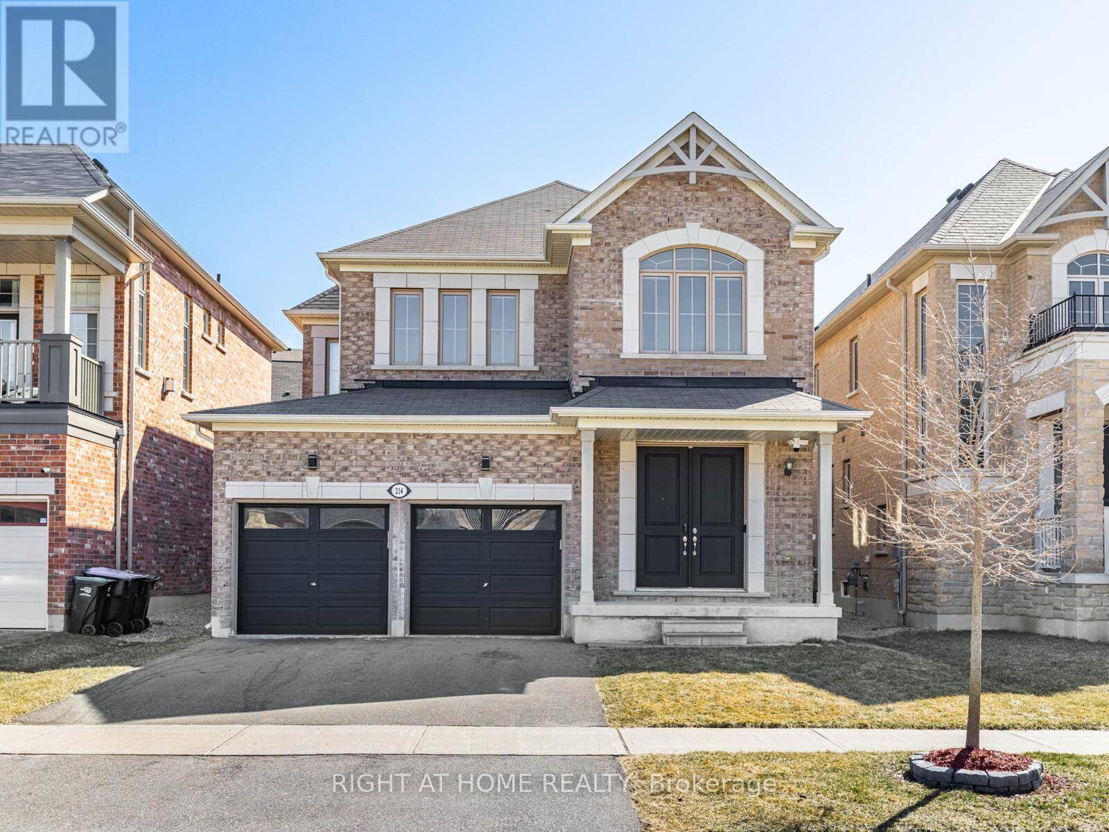 Bradford West Gwillimbury (bradford), ON L3Z0T1,214 STEVENSON CRESCENT