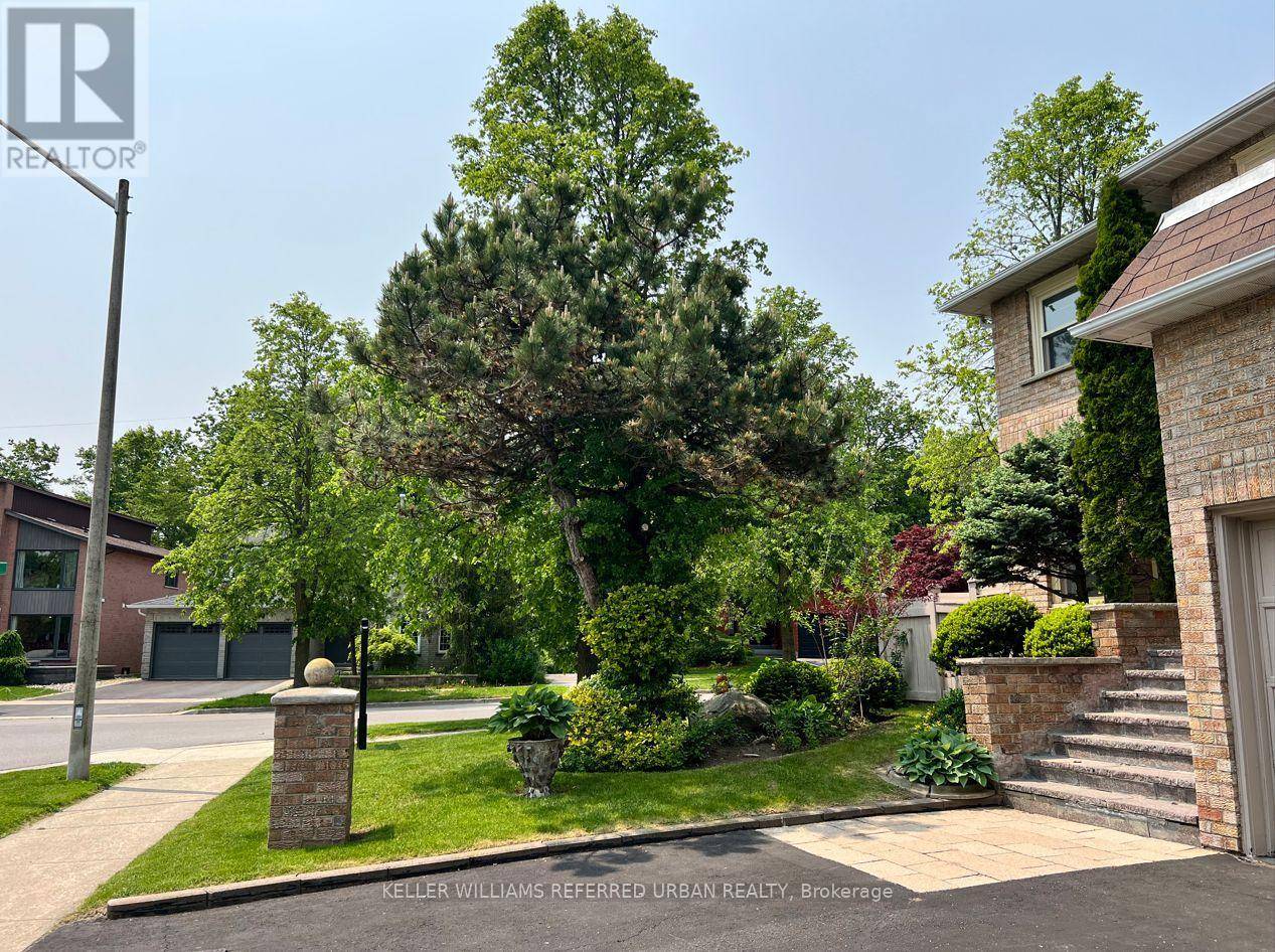 Richmond Hill (westbrook), ON L4C9E9,109 TOPHAM CRESCENT