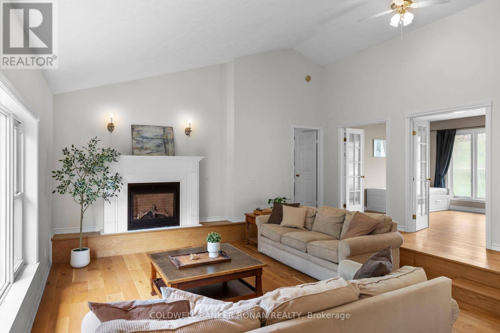 Adjala-tosorontio, ON L0M1J0,10 MARGARET AVENUE