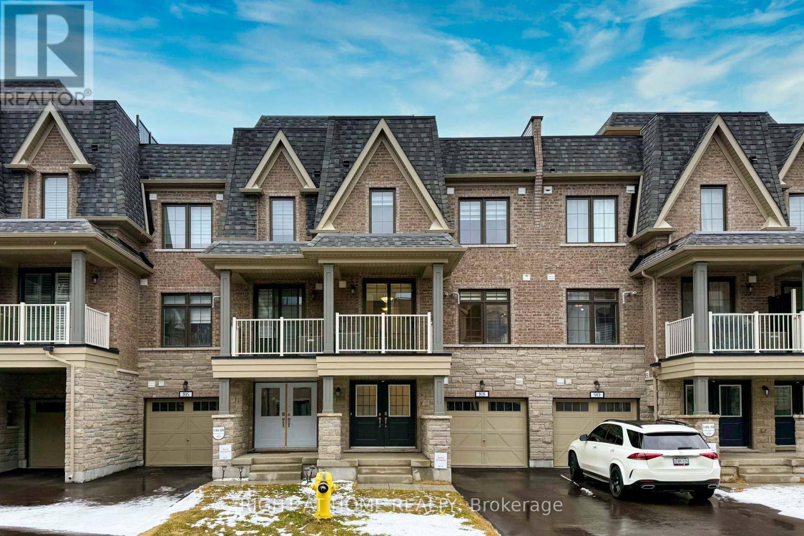 Markham (angus Glen), ON L6C3J4,88 WILLIAM SHEARN CRESCENT
