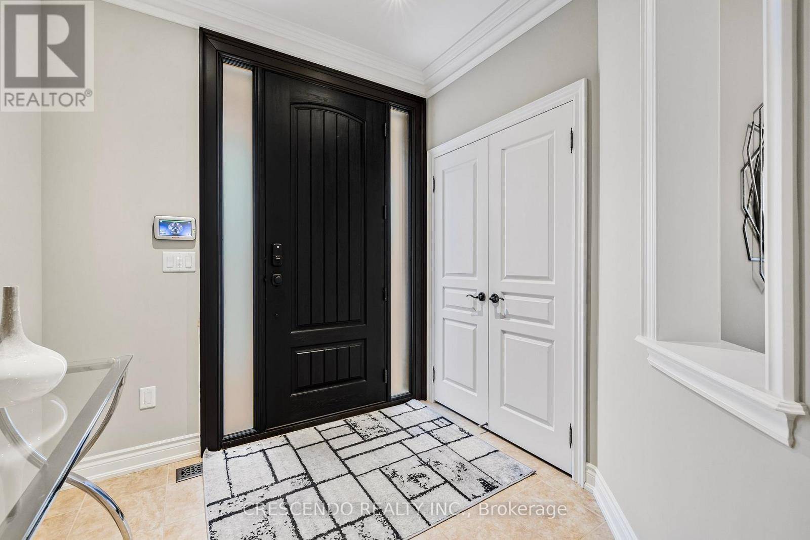 Vaughan (vellore Village), ON L4H0Y8,226 VIA BORGHESE STREET