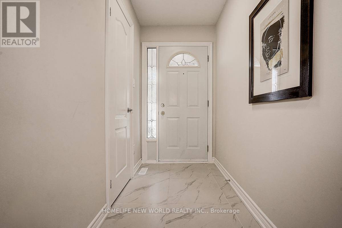 Markham (milliken Mills West), ON L3R3H3,24 BARRINGTON CRESCENT