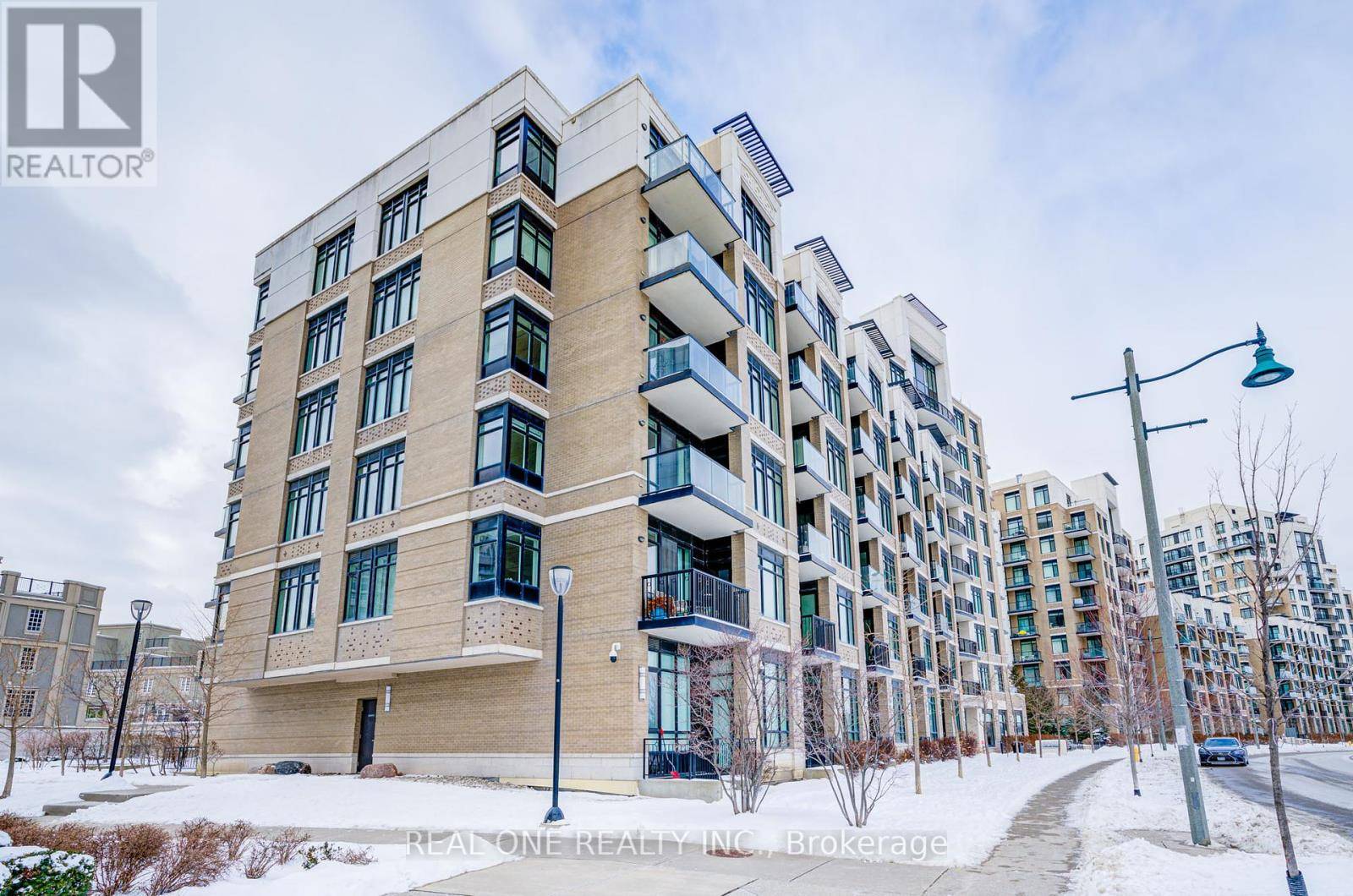 Markham (unionville), ON L6G0C8,111 Upper Duke CRES #107