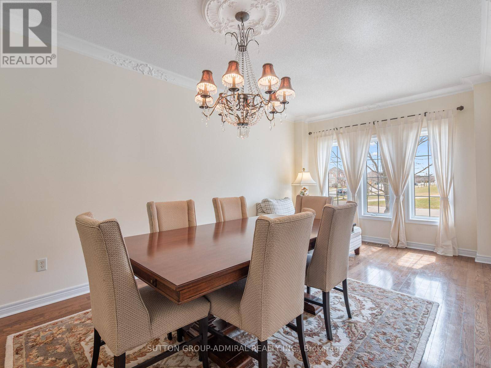 Vaughan (patterson), ON L4J8X2,450 PLEASANT RIDGE AVENUE