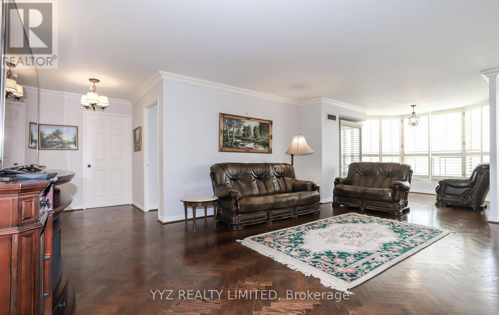 Vaughan (crestwood-springfarm-yorkhill), ON L4J7Y6,1 Clark AVE West #808