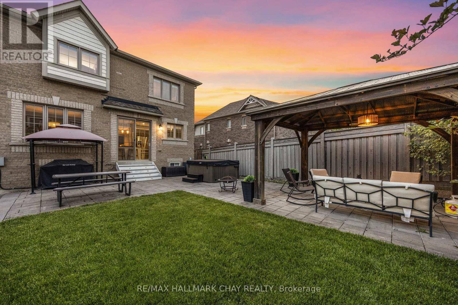 New Tecumseth (alliston), ON L9R0L7,47 KENNEDY BOULEVARD