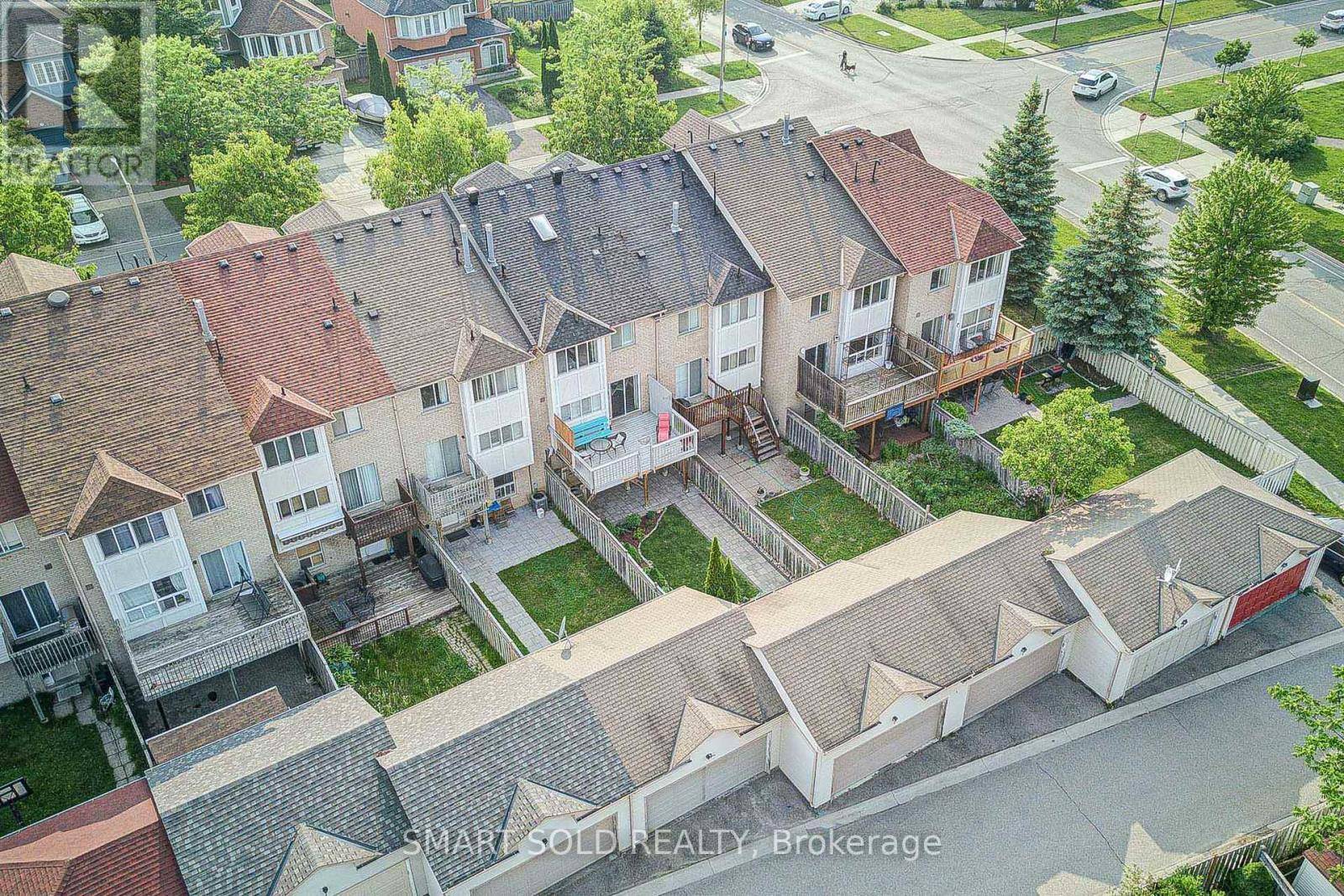 Richmond Hill (rouge Woods), ON L4S1T9,241 SHIRLEY DRIVE