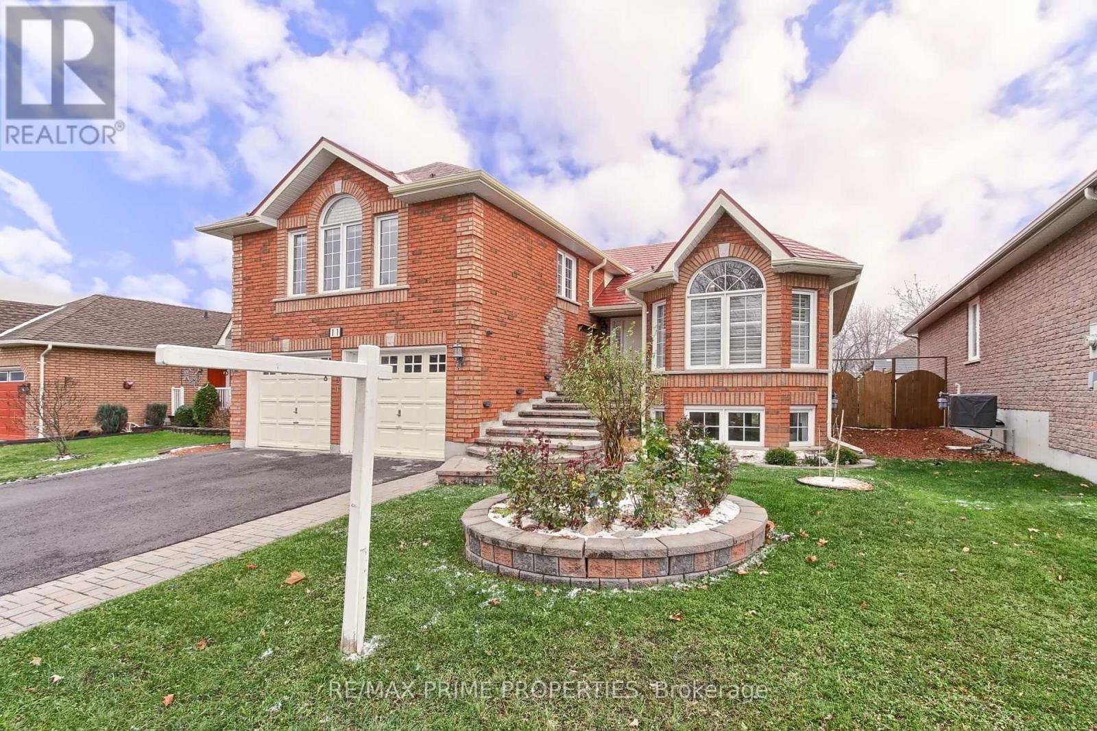 Georgina (historic Lakeshore Communities), ON L4P4B8,11 KERFOOT CRESCENT