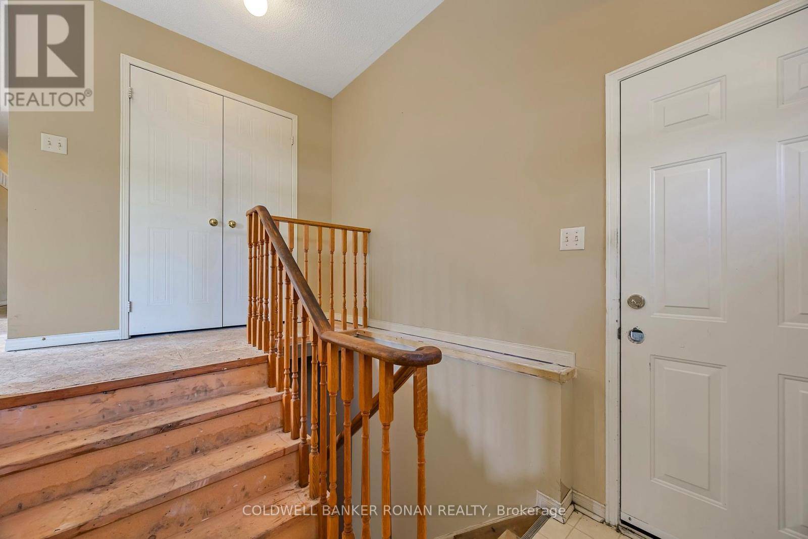 New Tecumseth (beeton), ON L0G1A0,207 MAIN STREET W