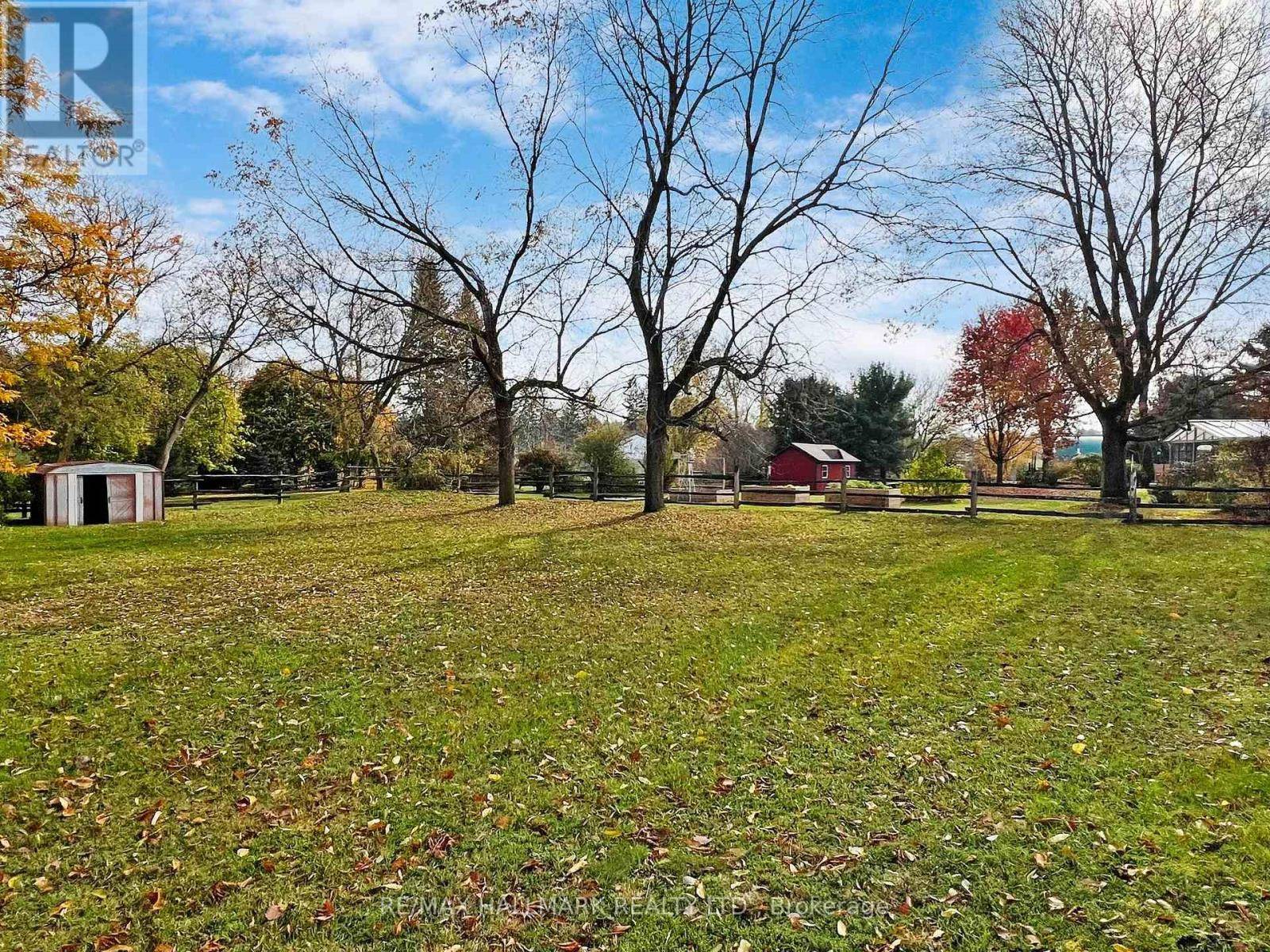 Whitchurch-stouffville (ballantrae), ON L4A7X4,5193 AURORA ROAD